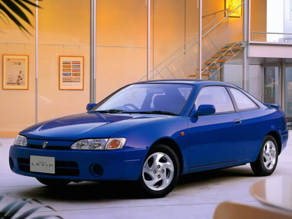 Комплект порогов на Toyota Corolla Levin AE110 (1995–2000)