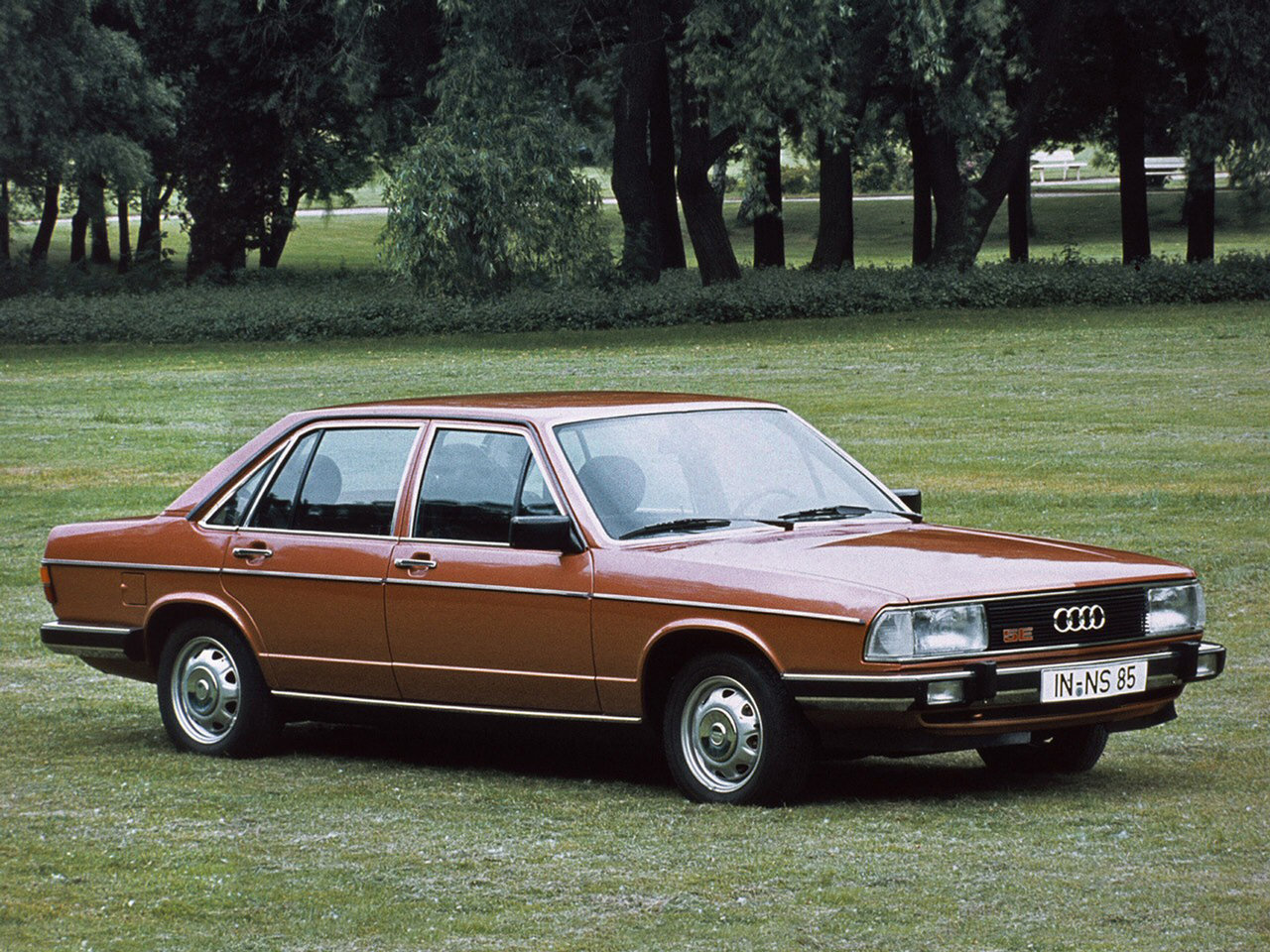 Комплект порогов Audi 100 C2 (1976-1982) | Arki-Porogi.ru