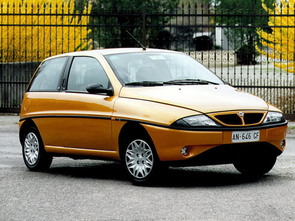 Комплект порогов Lancia Y (1996-2003)