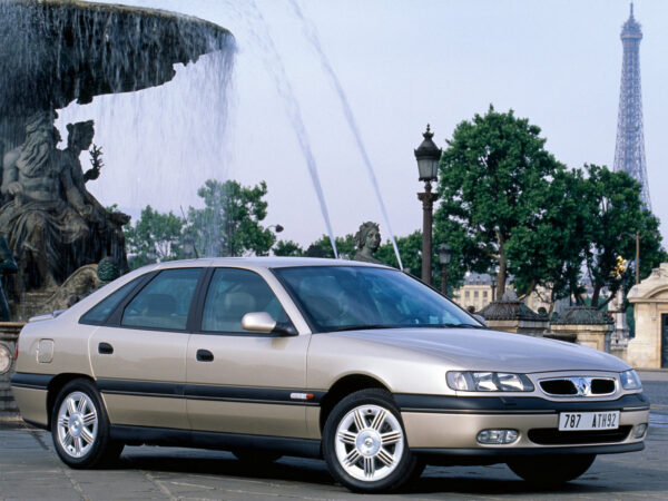 Комплект порогов Renault Safrane (1992-2000)