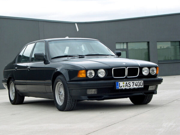 Комплект арок BMW E32 (1986-1994)